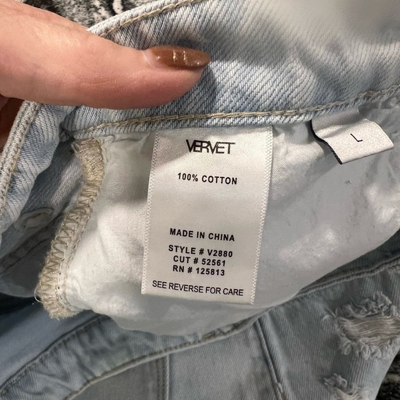 VERVET destroyed light wash high waisted shorts - Picture 11 of 11